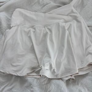 AMAZON Tennis Cream Crossover Women's White Skirt Medium Flowy